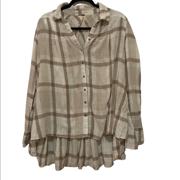 Free People Peppy Plaid Ruffle back tunic top Long Sleeve Button down size small - Picture 4 of 8